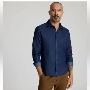 UNTUCKit Cinzano Blue Denim Casual Button-Down Shirt size medium